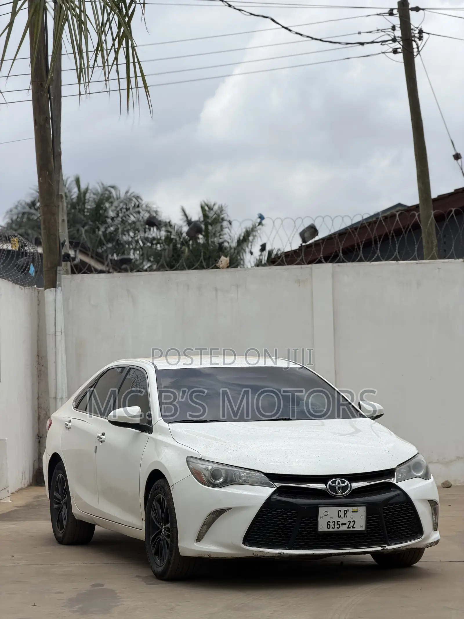 Toyota Camry 2016 White