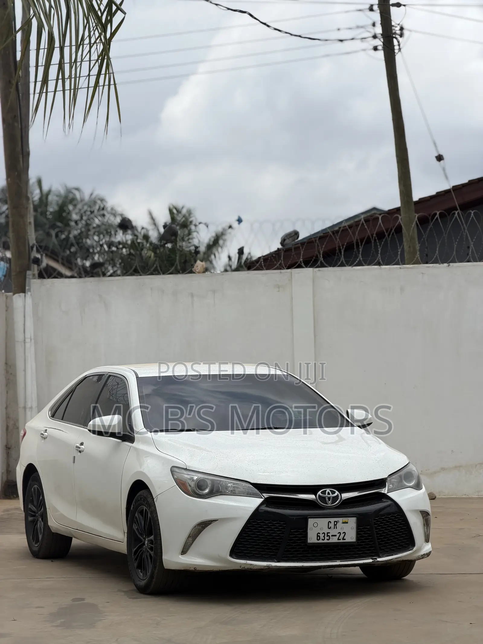 Toyota Camry 2016 White