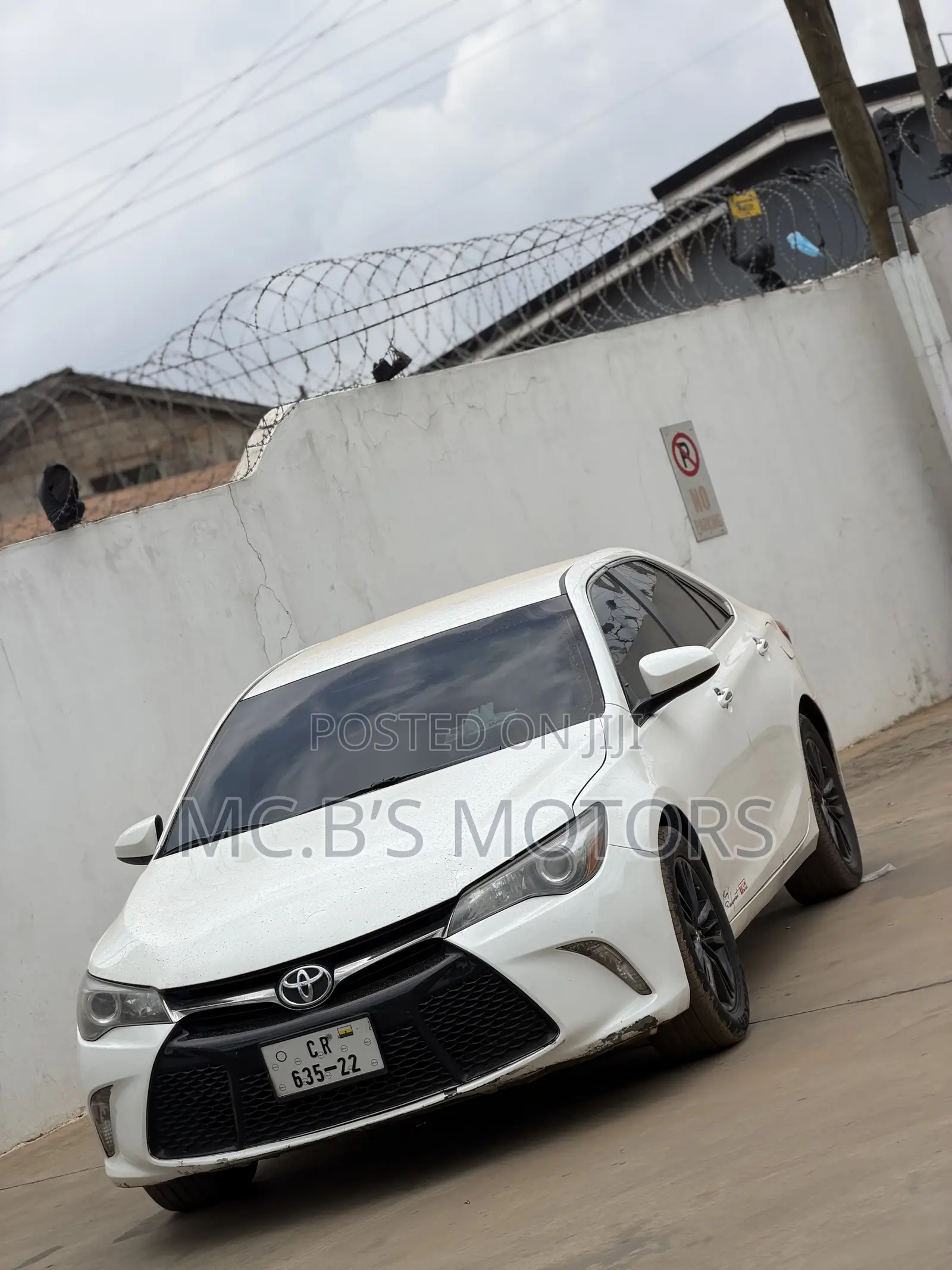 Toyota Camry 2016 White
