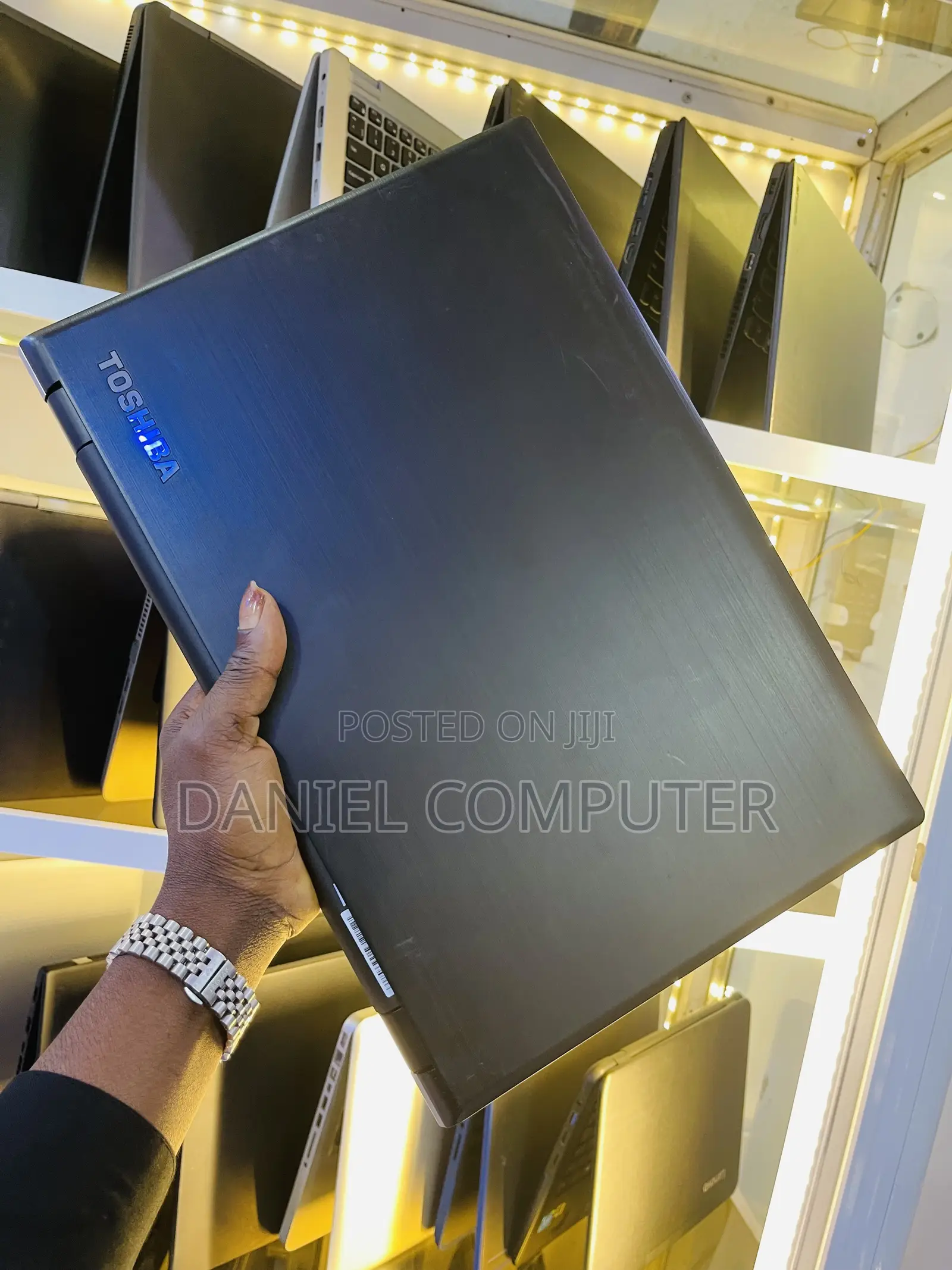 Laptop Toshiba Satellite Pro A300 8GB Intel Core i5 SSD 256GB