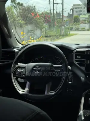 Toyota Tundra SR5 2022 Green