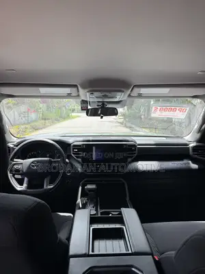 Toyota Tundra SR5 2022 Green