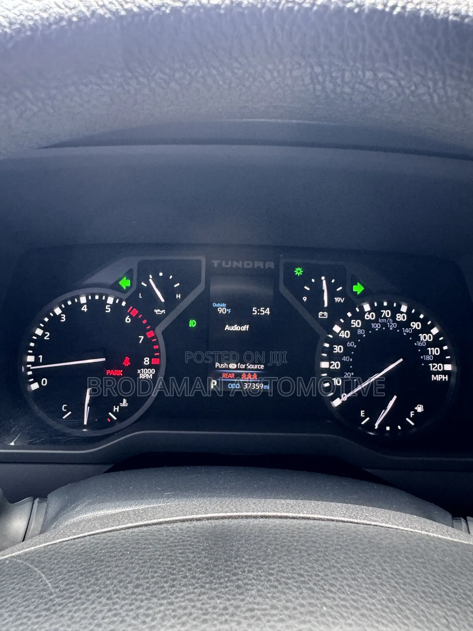 Toyota Tundra SR5 2022 Green