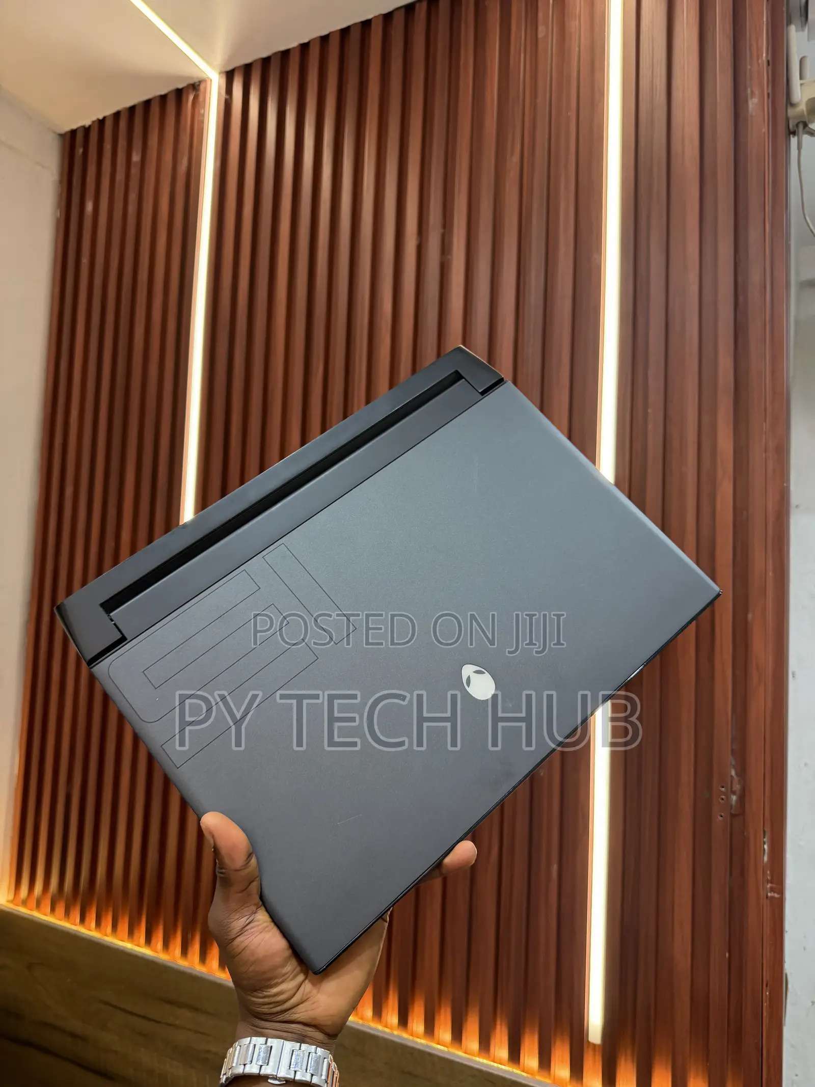 Laptop Alienware M15 16GB Intel Core i7 SSD 512GB