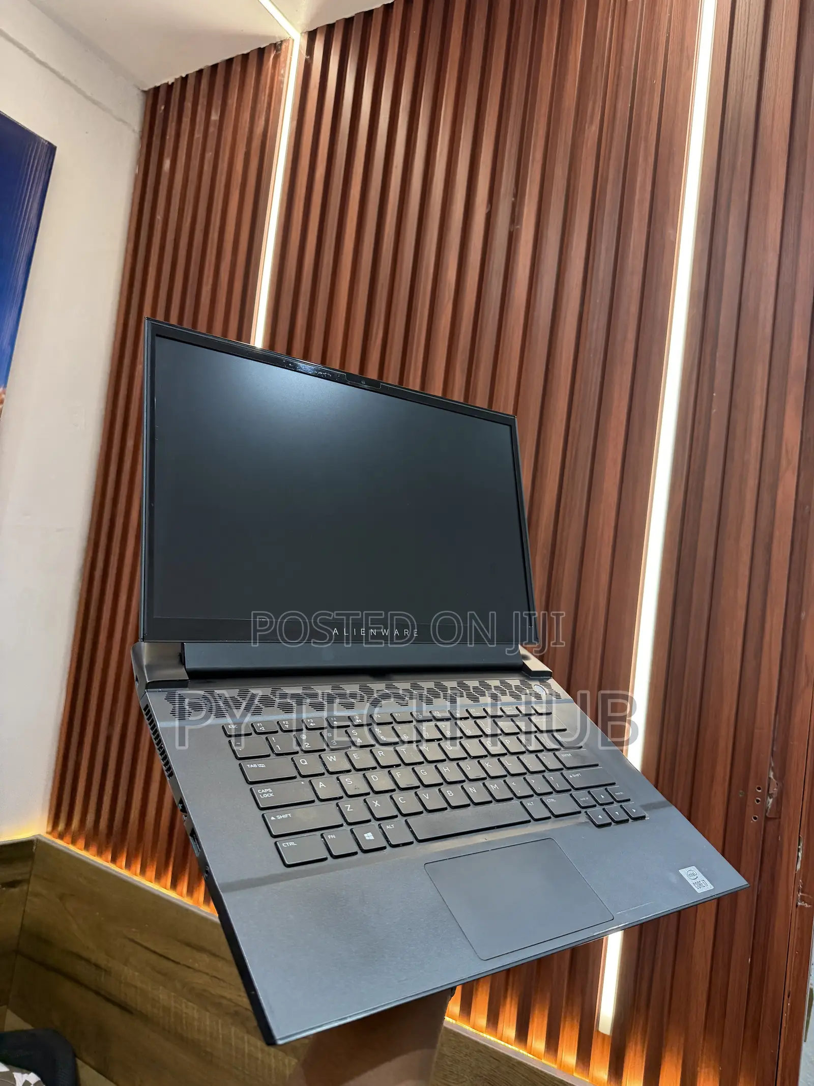 Laptop Alienware M15 16GB Intel Core i7 SSD 512GB