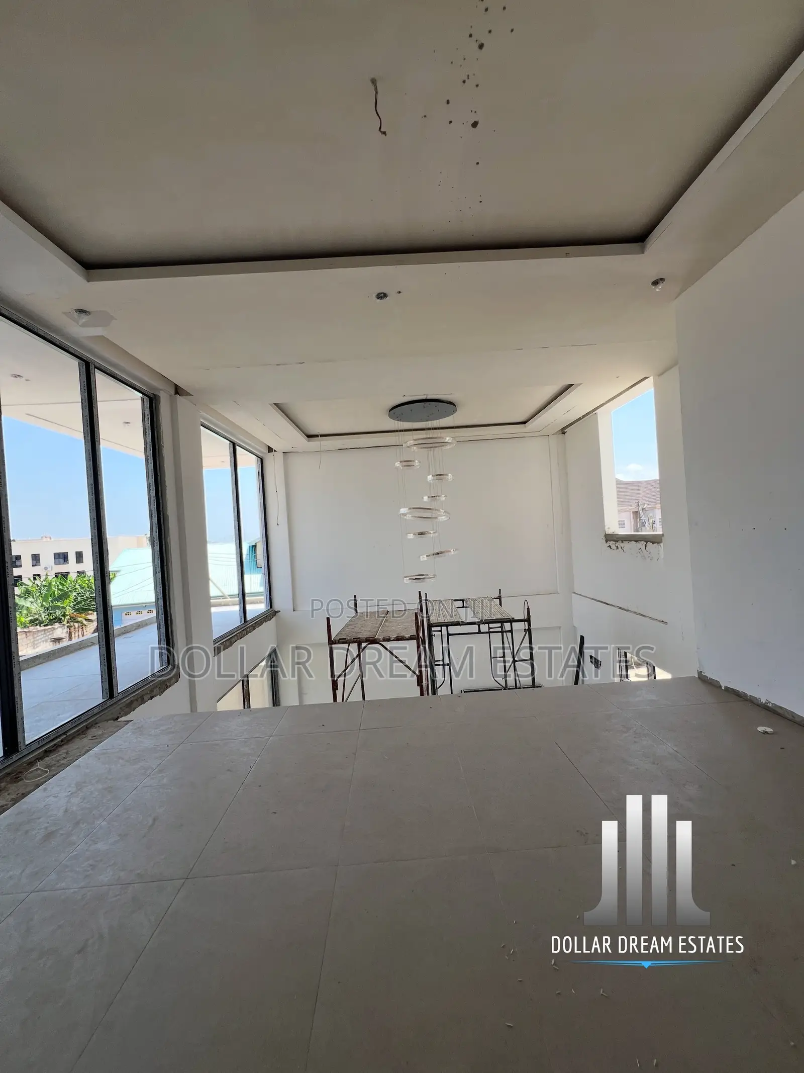5bdrm House in East Legon for sale