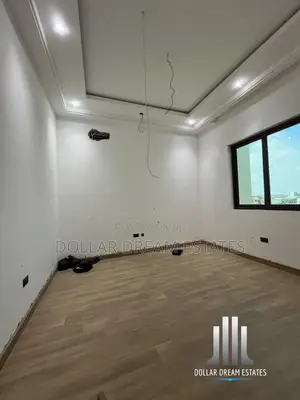 5bdrm House in East Legon for sale