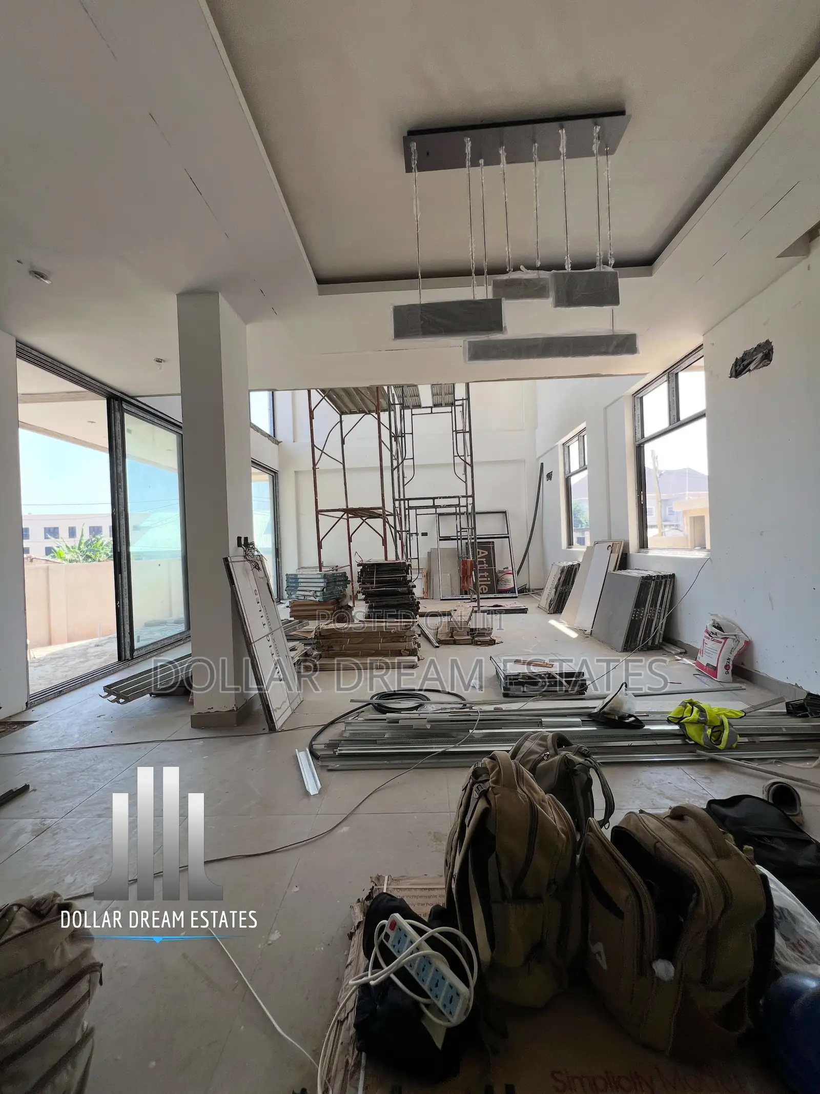 5bdrm House in East Legon for sale