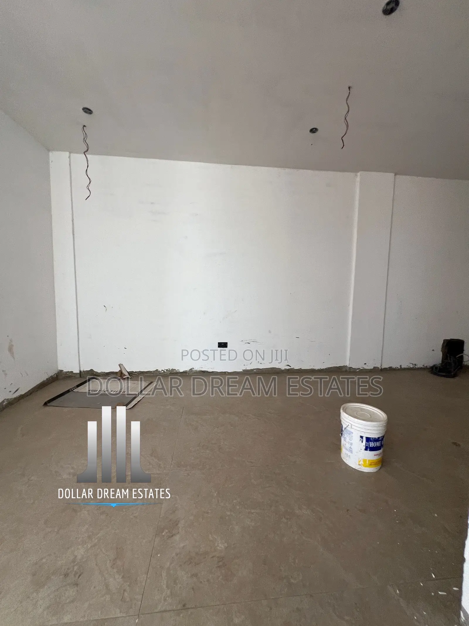 5bdrm House in East Legon for sale