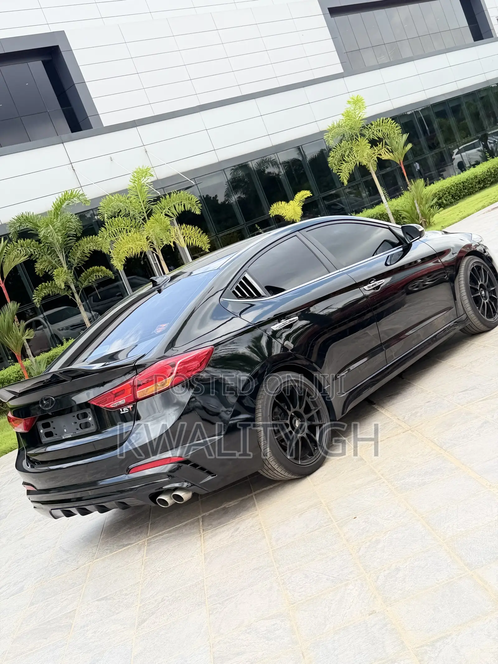 Hyundai Avante 2018 Black