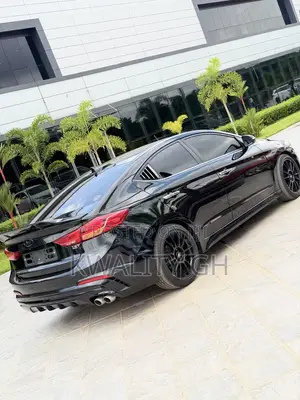 Hyundai Avante 2018 Black