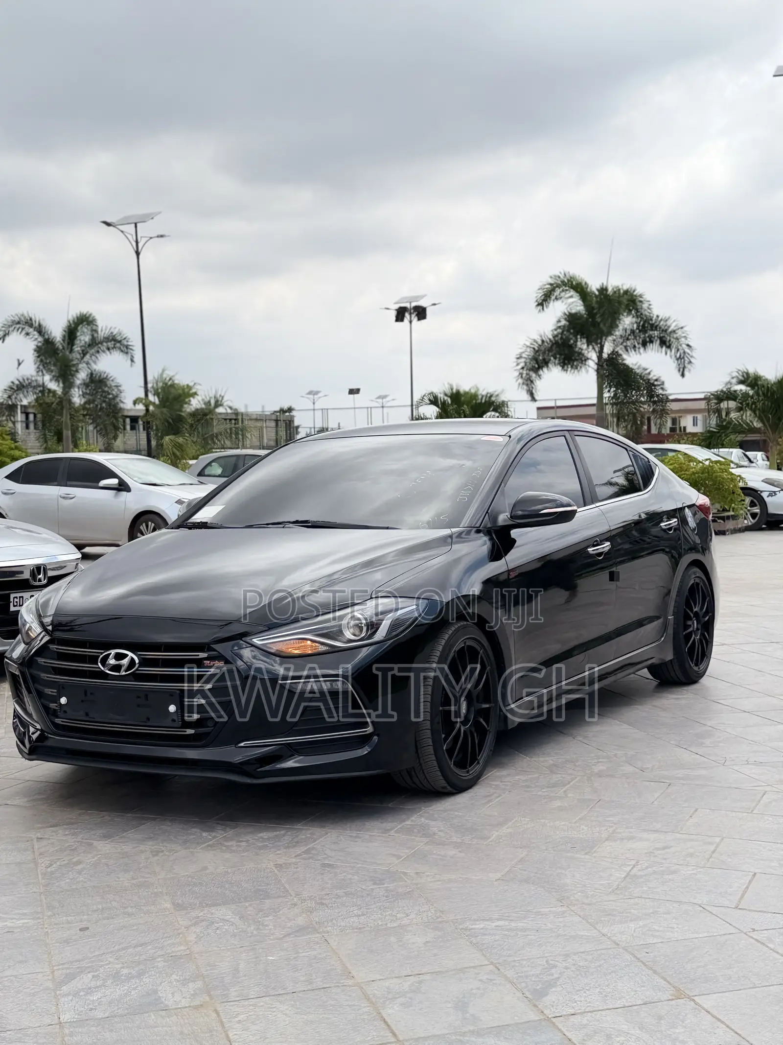 Hyundai Avante 2018 Black