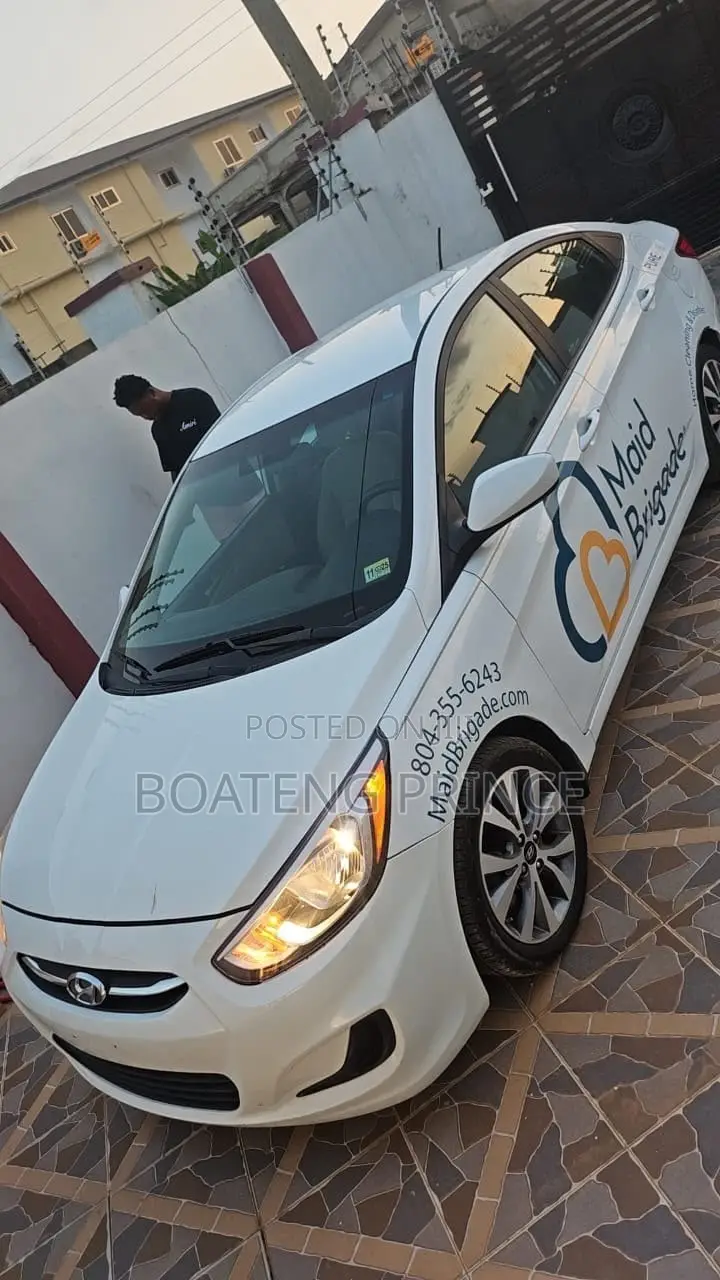 Hyundai Accent SE Sedan 2017 White