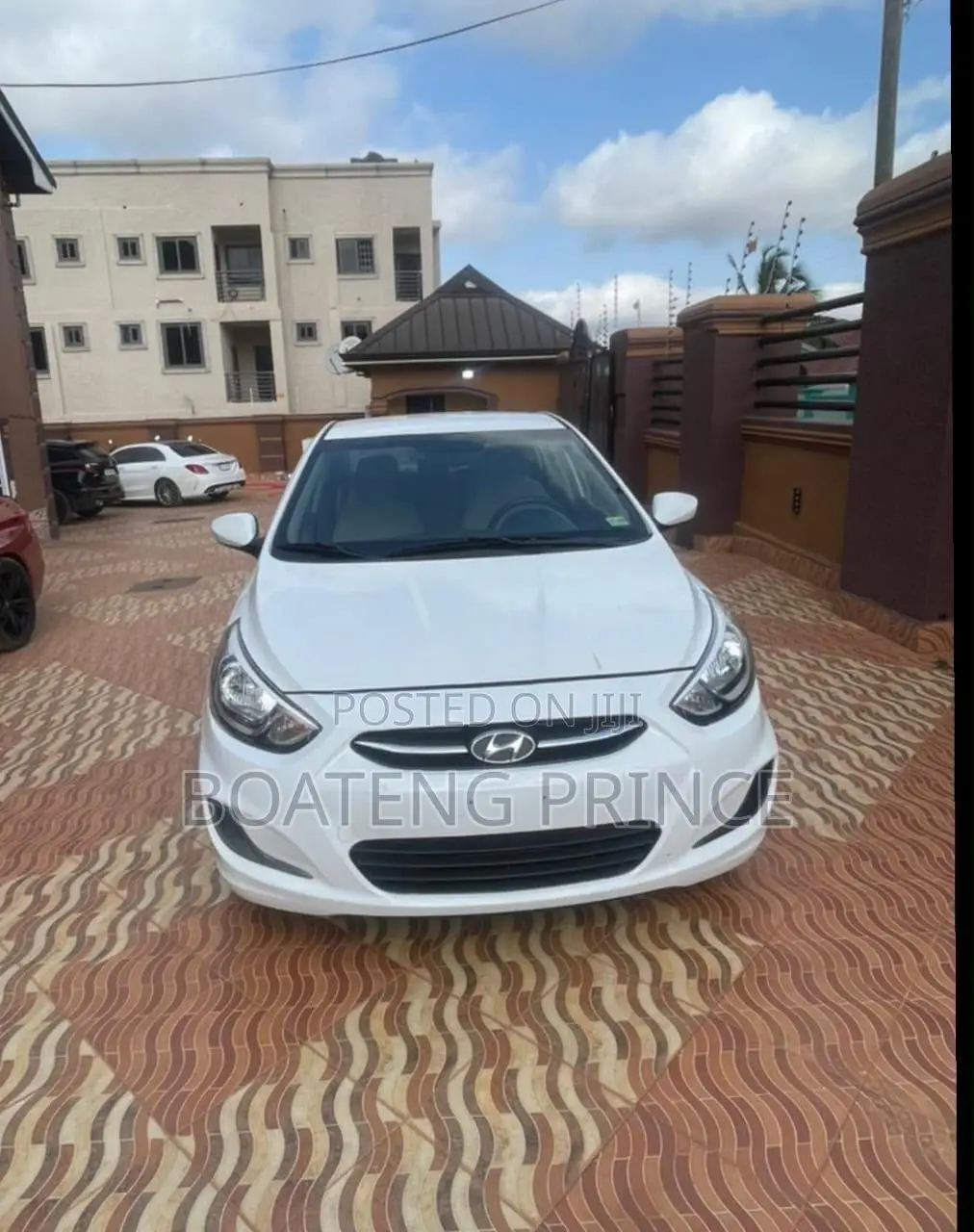 Hyundai Accent SE Sedan 2017 White