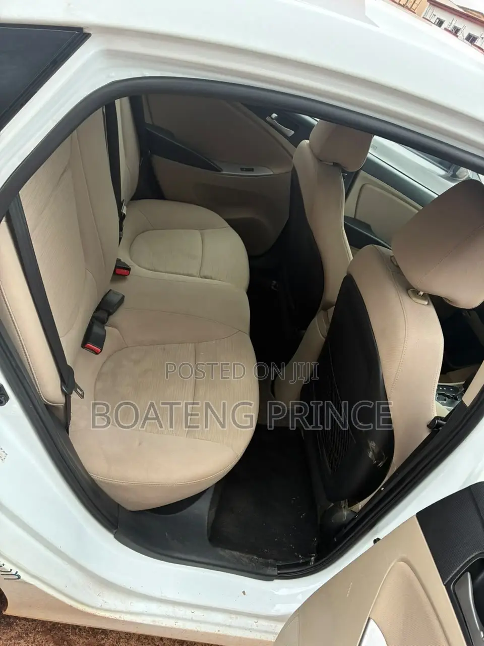 Hyundai Accent SE Sedan 2017 White
