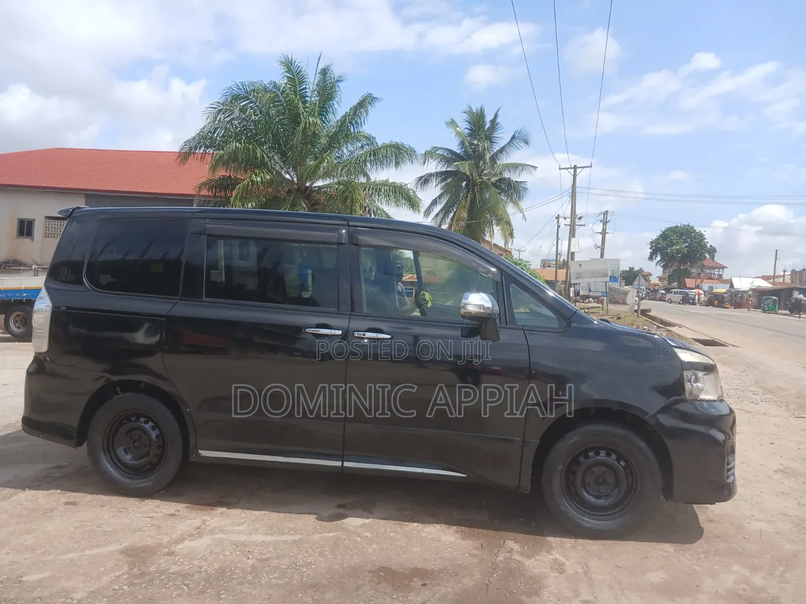 Toyota Voxy 2012 Black