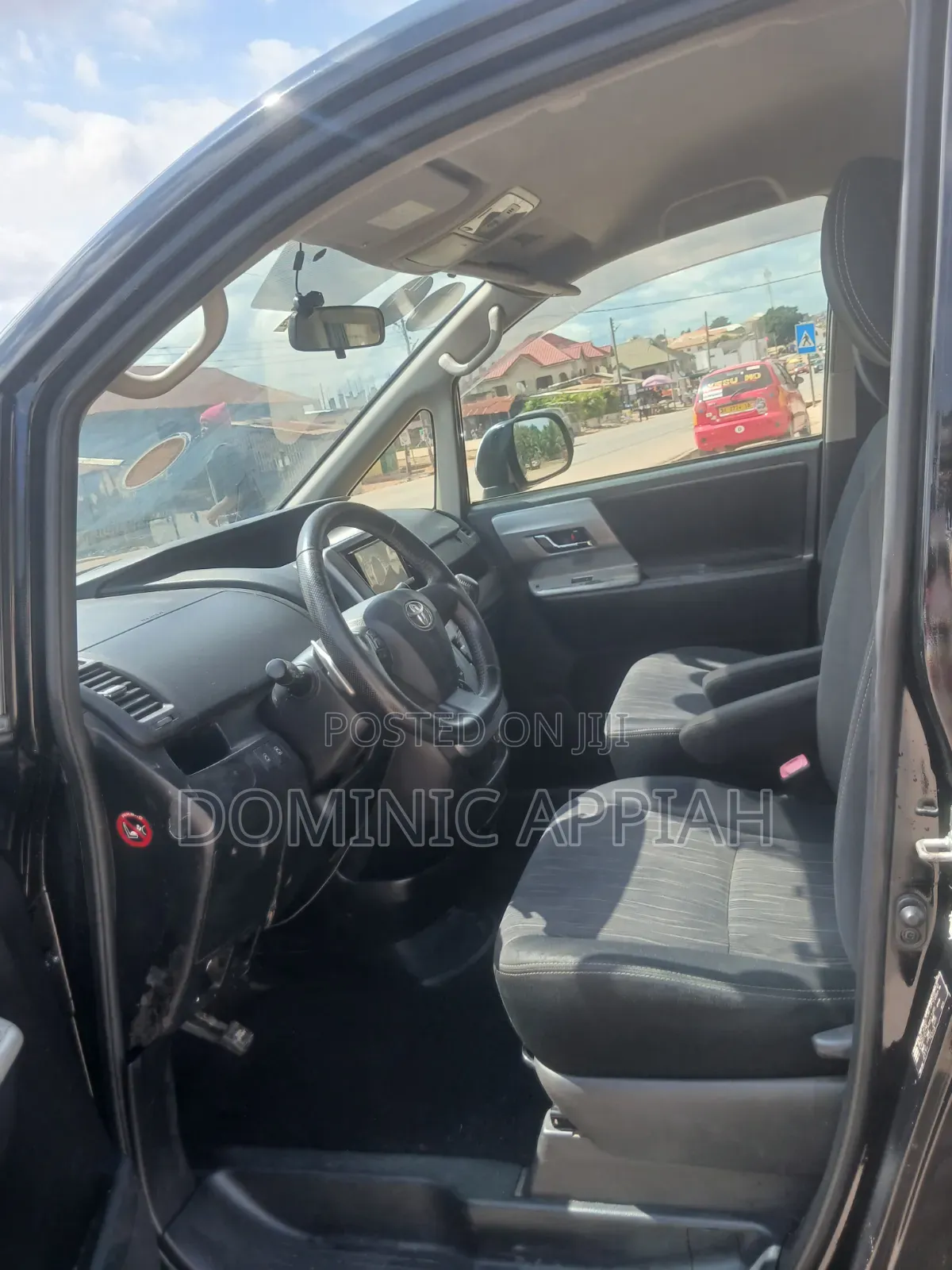 Toyota Voxy 2012 Black