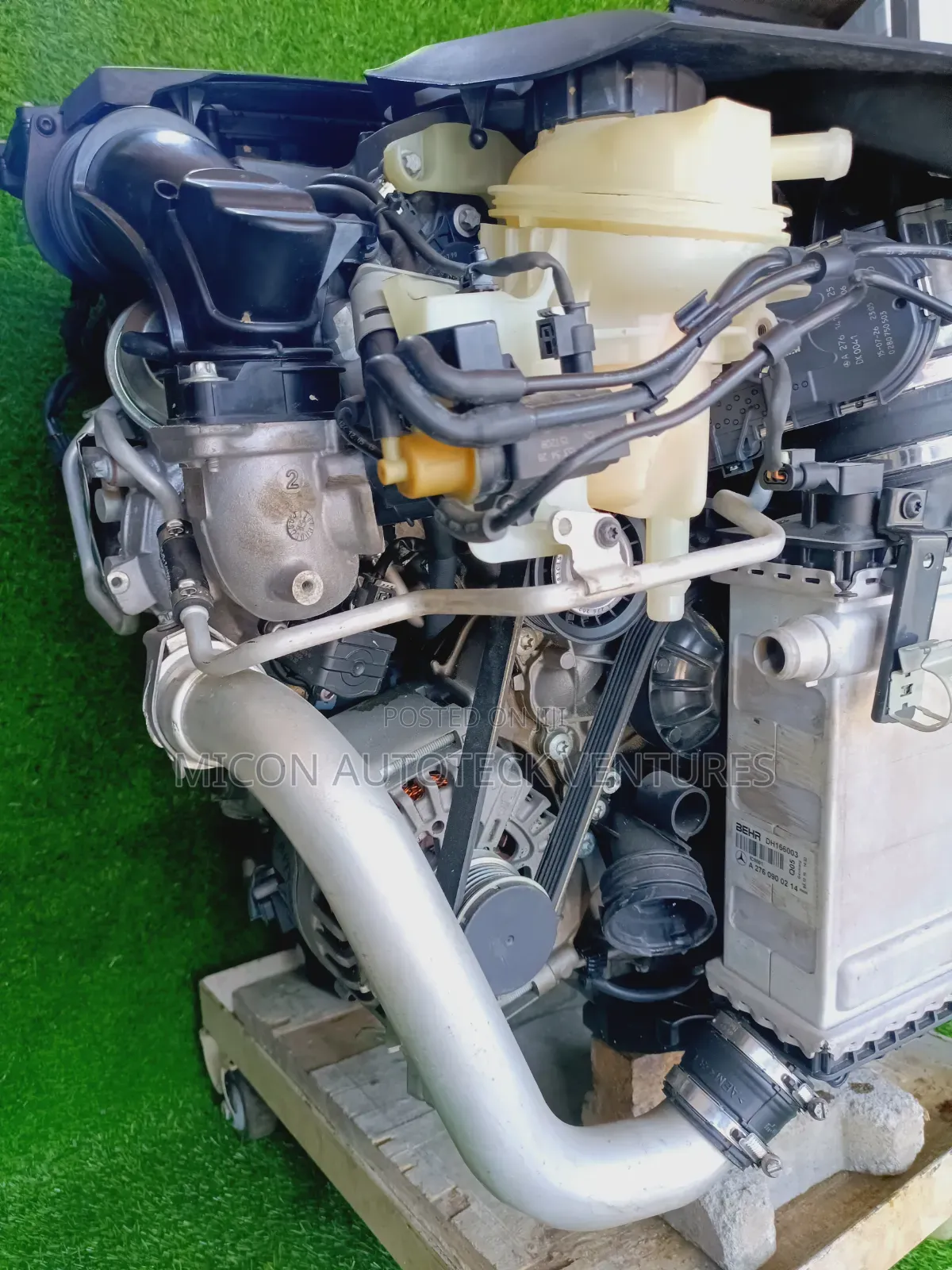 Mercedes Benz GLE 43 Engine