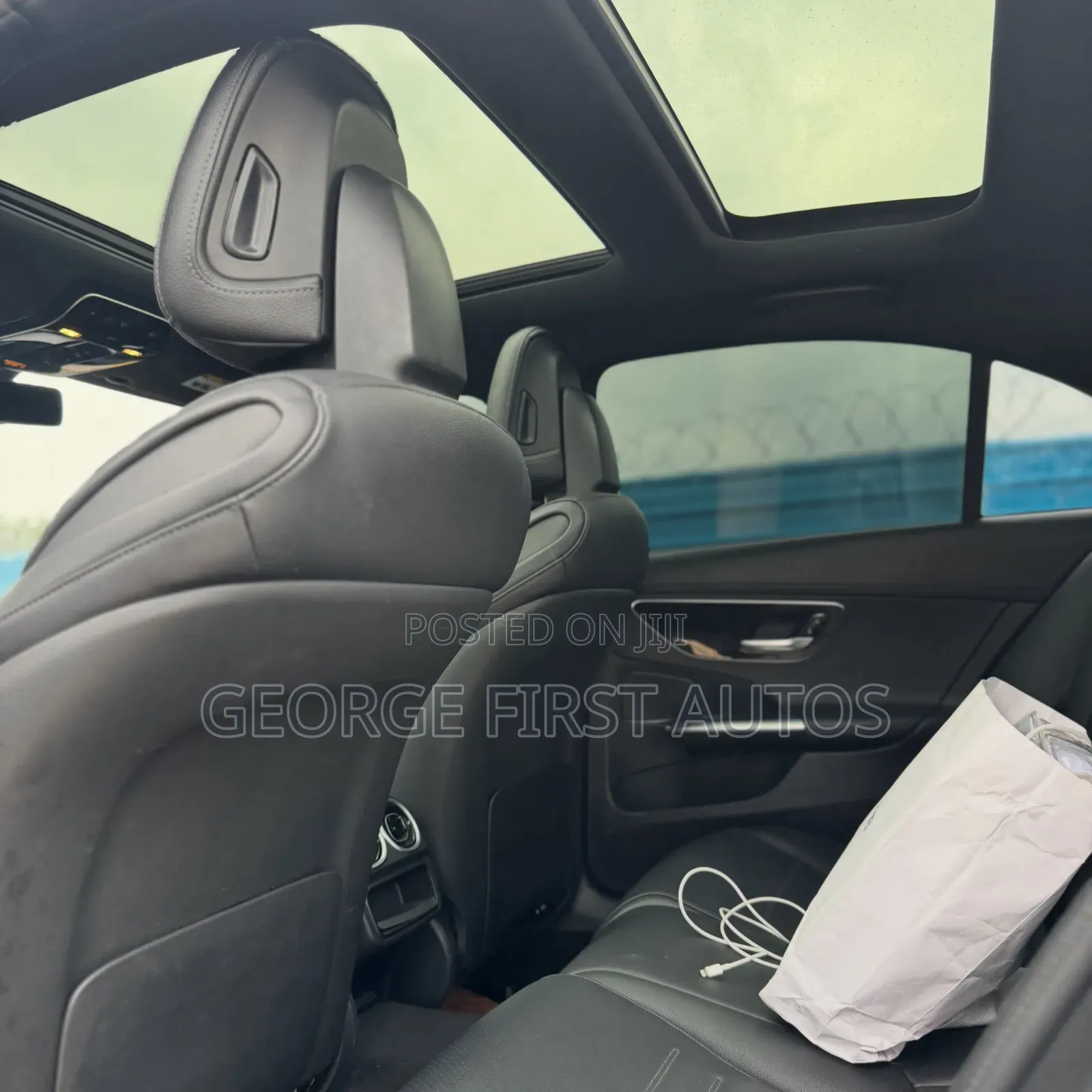 Mercedes-Benz C300 2023 Gray