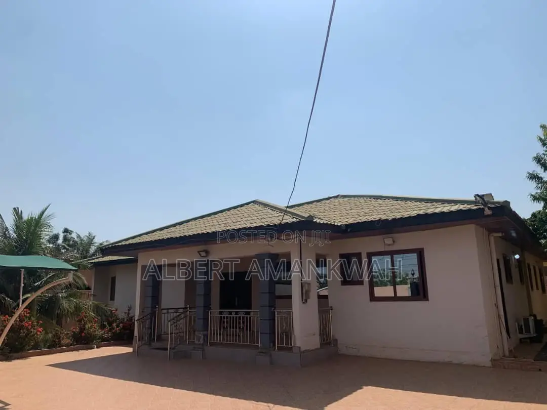 4bdrm House in Lena’S House, Accra Metropolitan for sale
