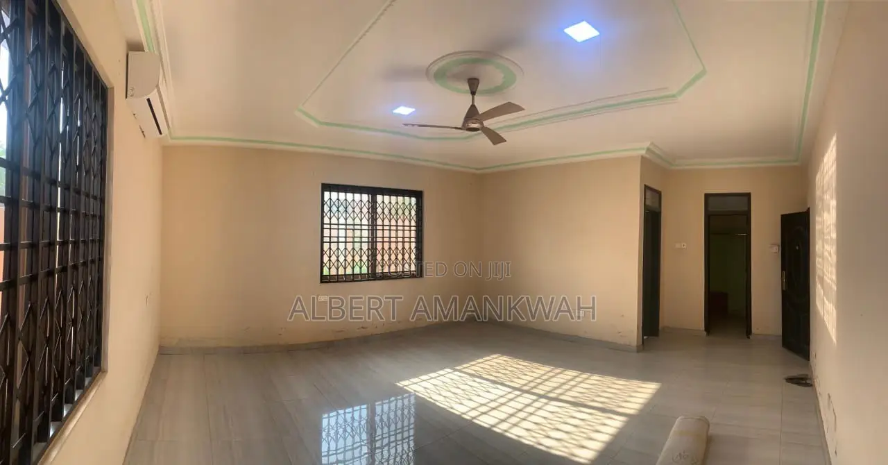 4bdrm House in Lena’S House, Accra Metropolitan for sale