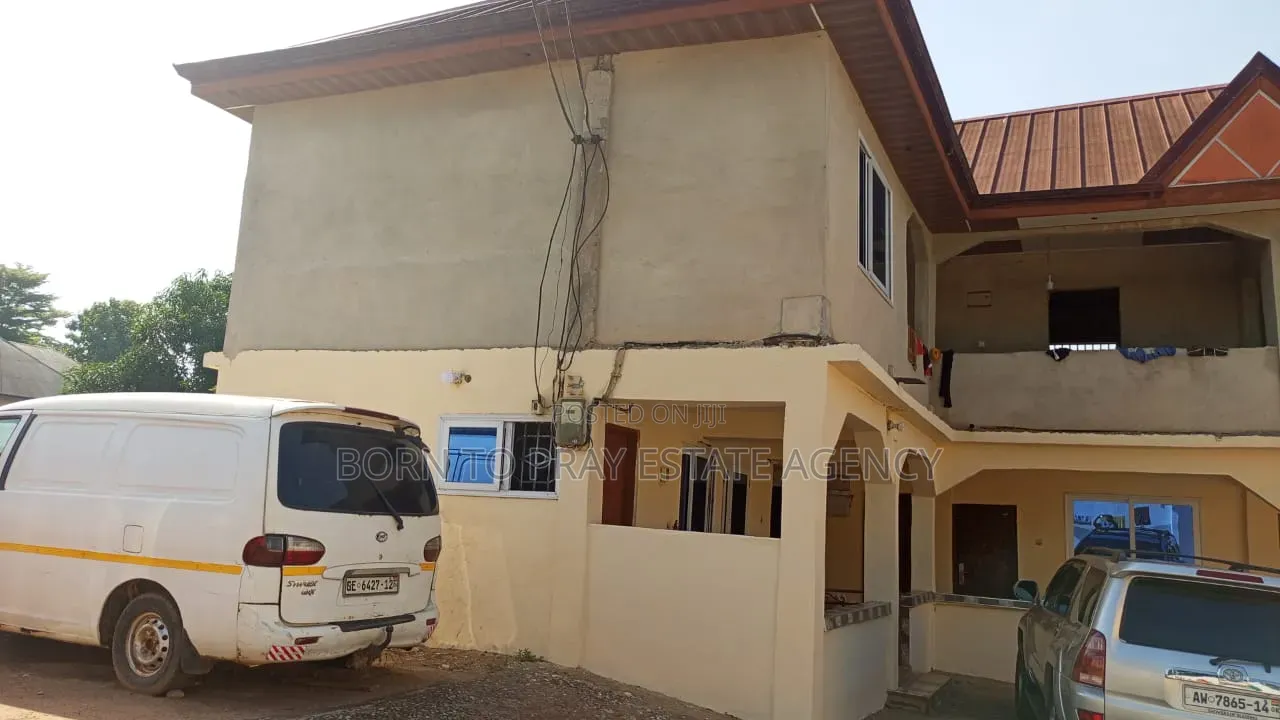 2bdrm Apartment in Born To Pray Estate, Ejisu-Juaben Municipal for rent