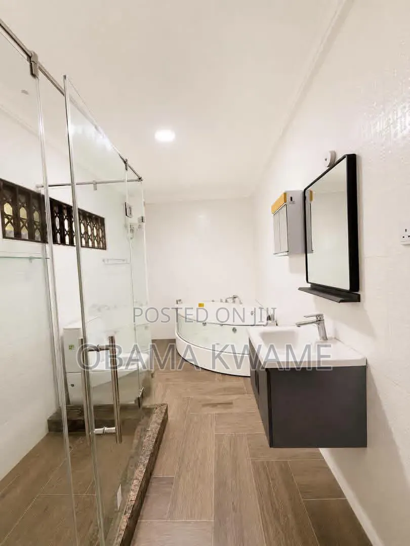 5bdrm House in Laryea Homes, Ability for sale