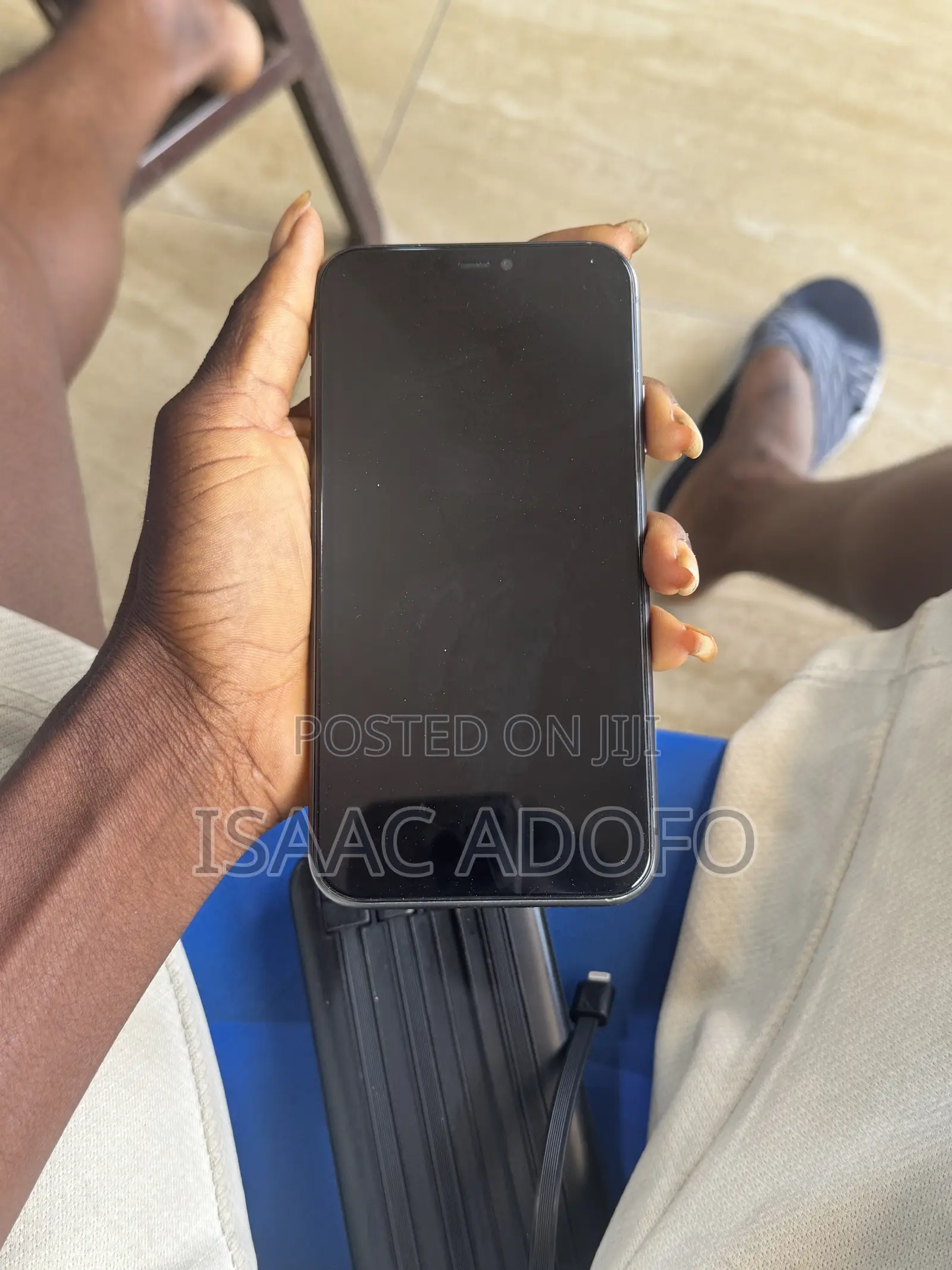 Apple iPhone 11 64 GB Gray