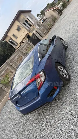 Honda Civic 2017 Blue