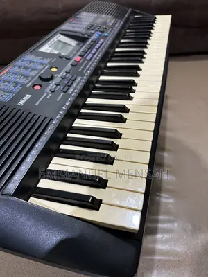 Yamaha Psr220