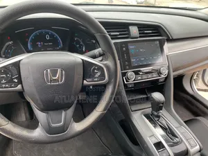 Honda Civic EX 4dr Sedan (2.0L 4cyl) 2017 White