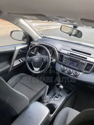 Toyota RAV4 LE 4dr SUV AWD (2.5L 4cyl 6A) 2015 Silver