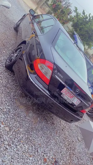 Mercedes-Benz E300 2006 Black