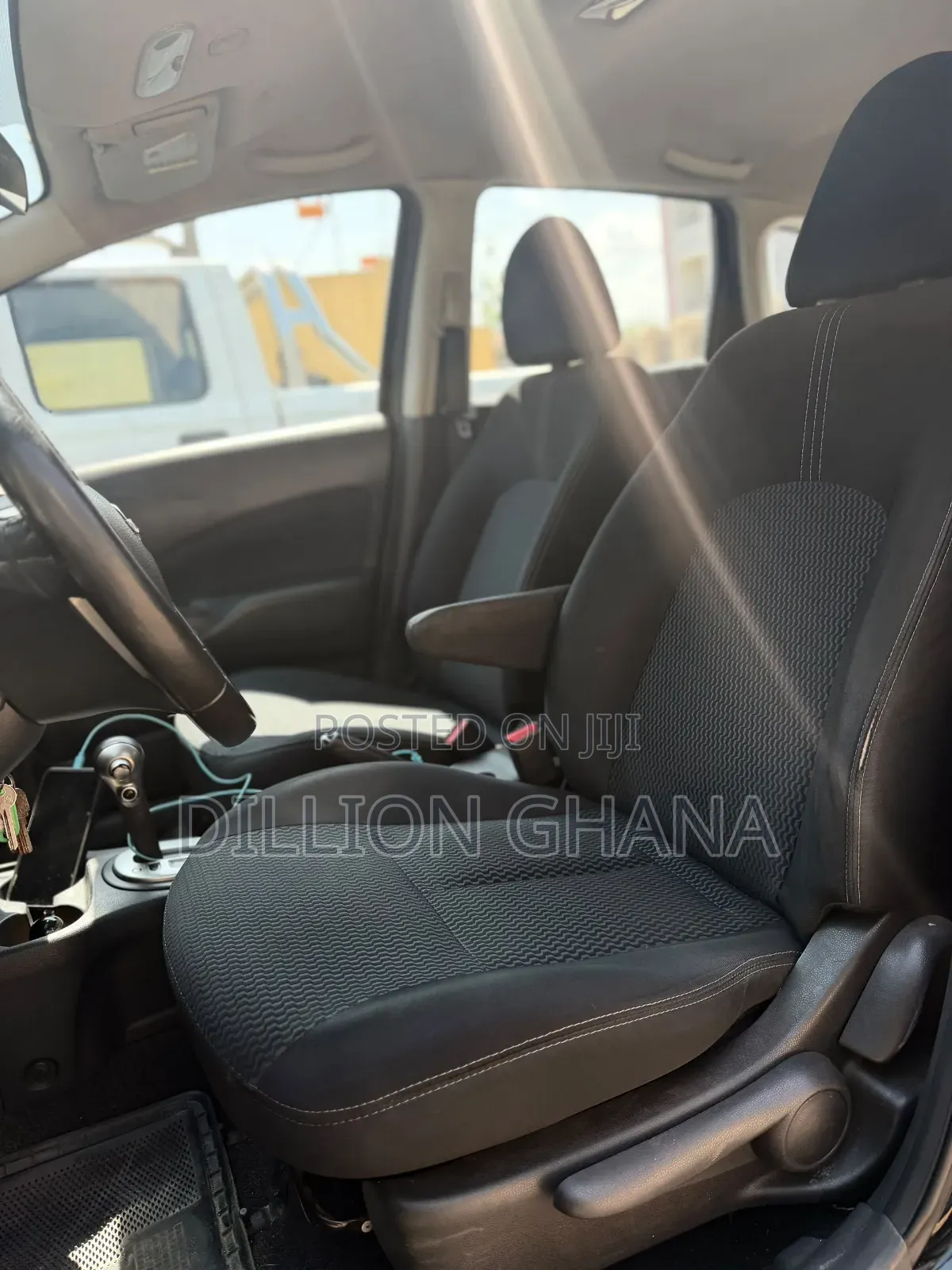 Nissan Versa 1.6 SV 4dr Sedan (1.6L 4cyl CVT) 2014 Black