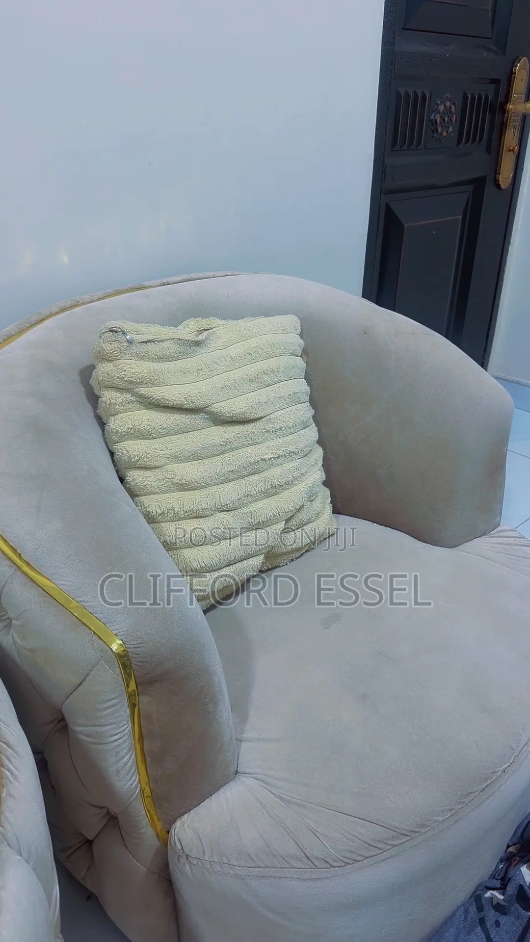 Used Set of Modern Sofa Chairs