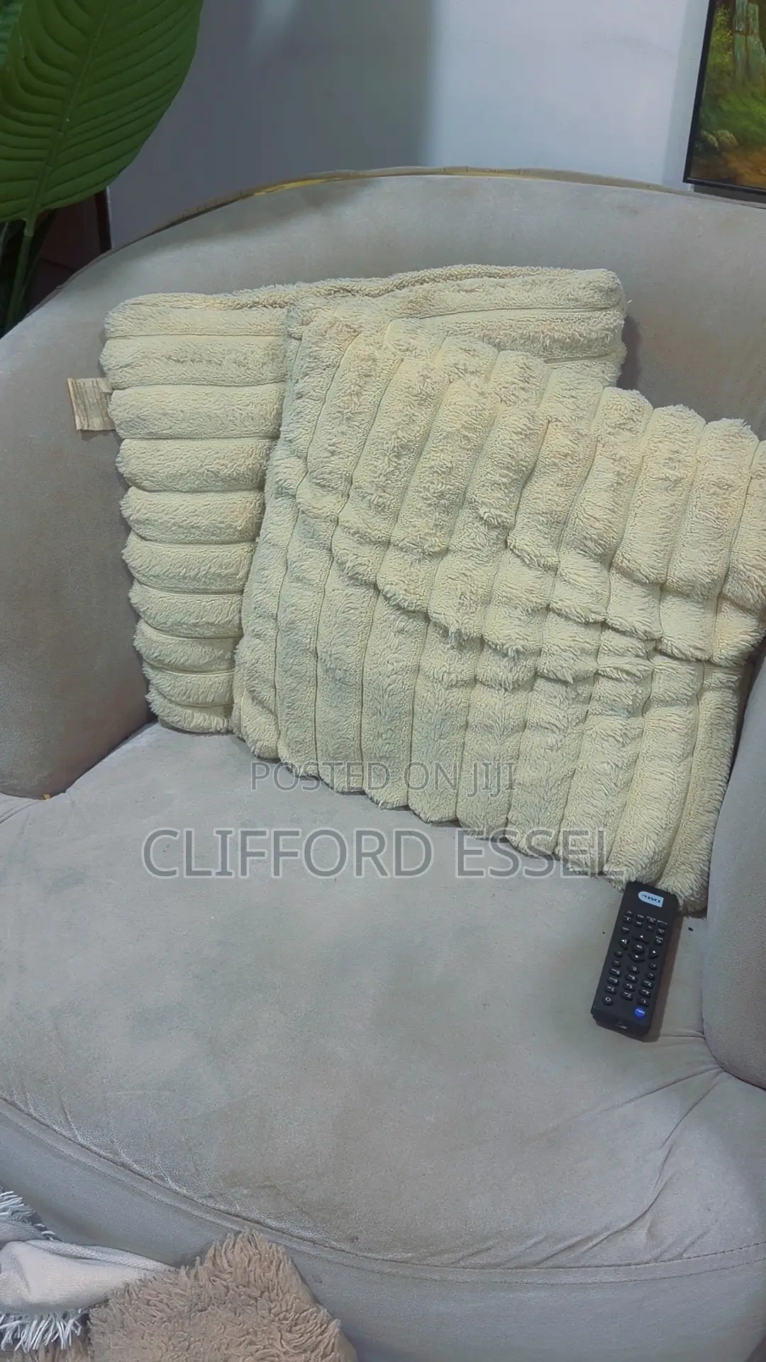 Used Set of Modern Sofa Chairs
