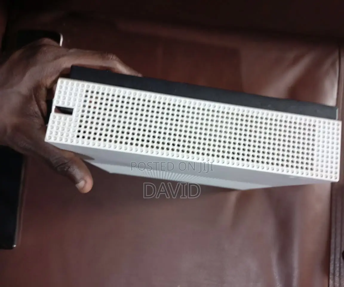 Xbox One S