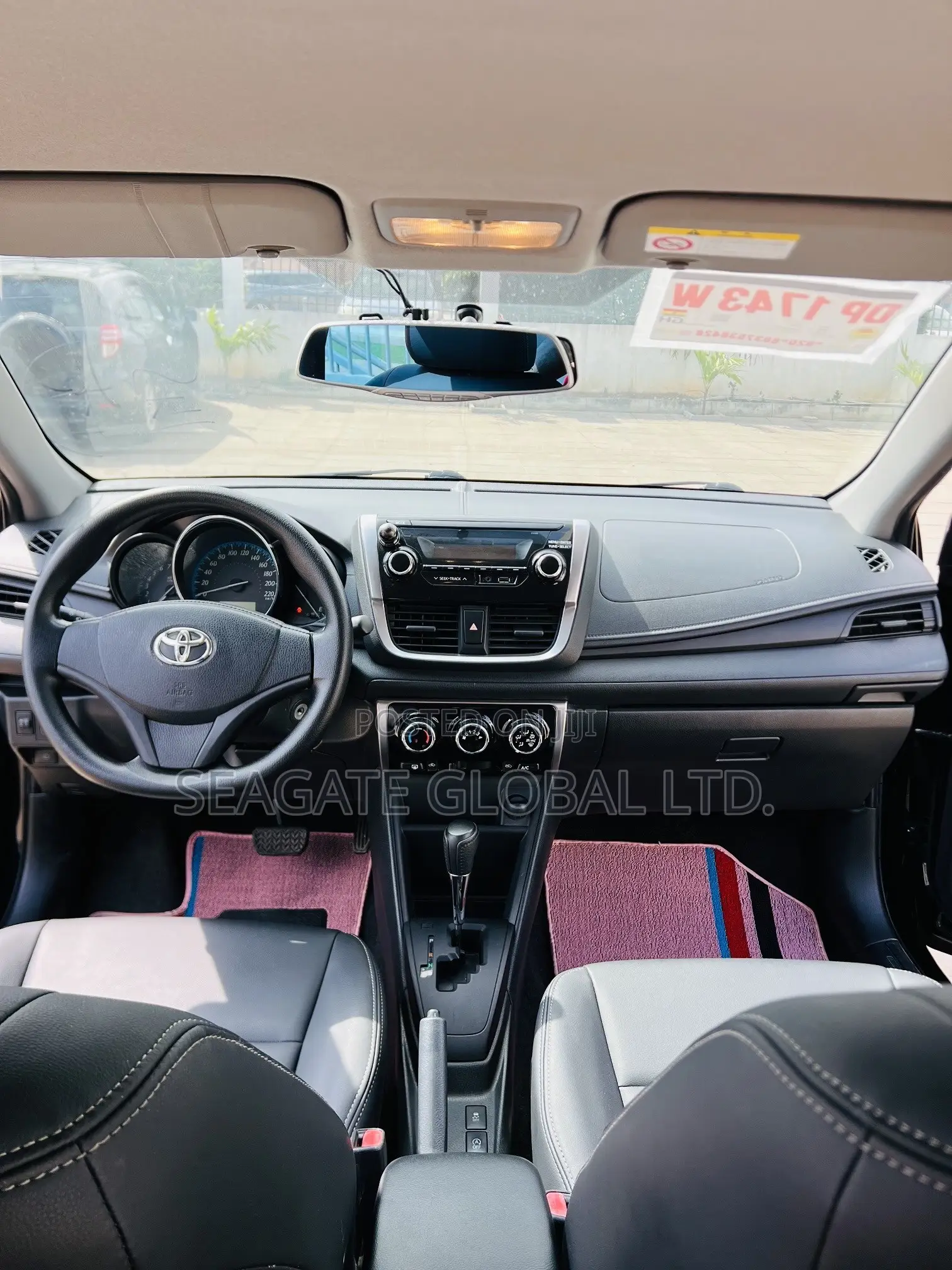 Toyota Yaris L Hatchback 5dr 2016 Black