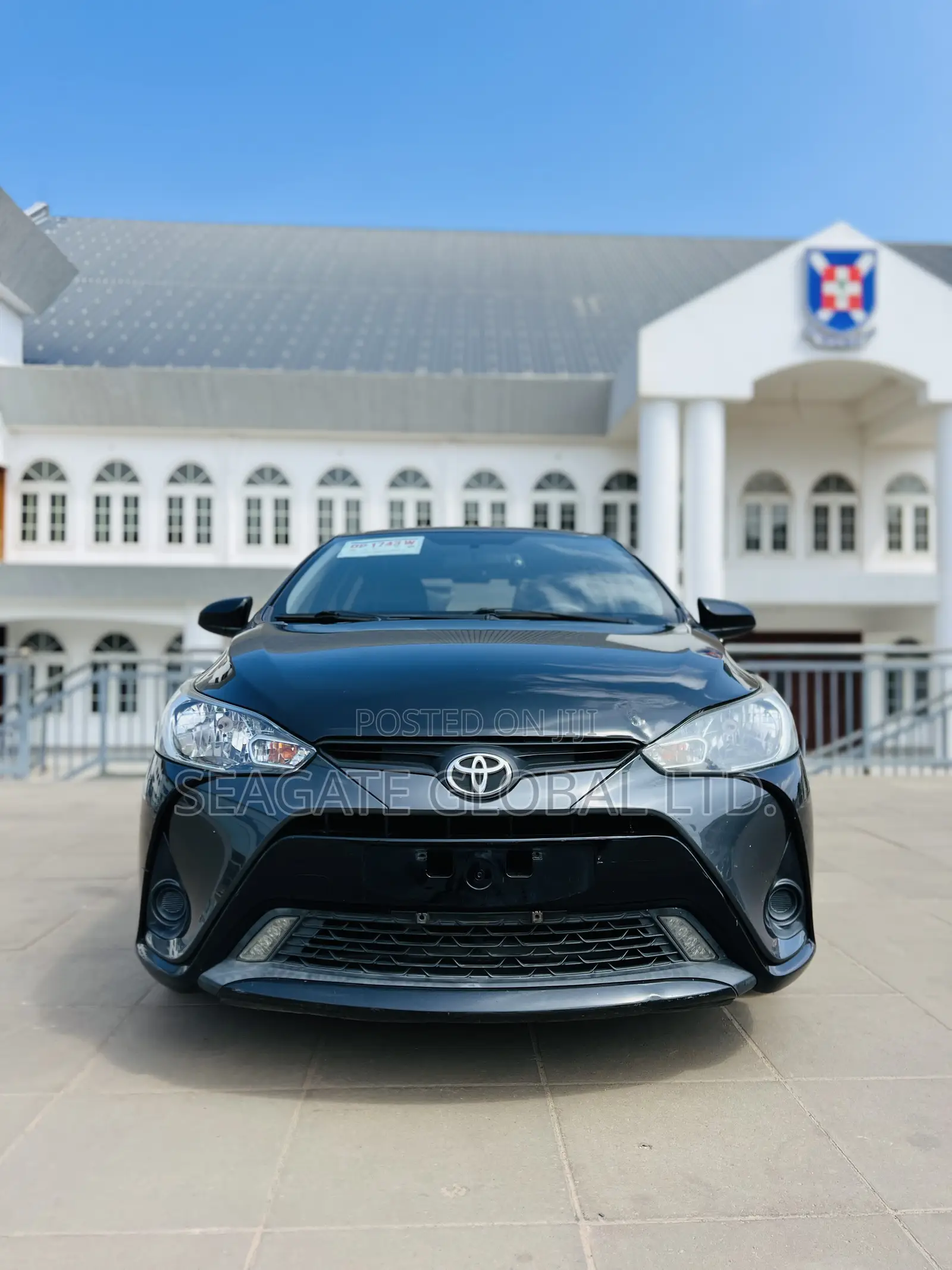 Toyota Yaris L Hatchback 5dr 2016 Black