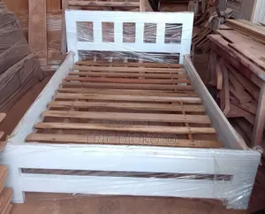 Vertical White Double Bed 54x75 Inches