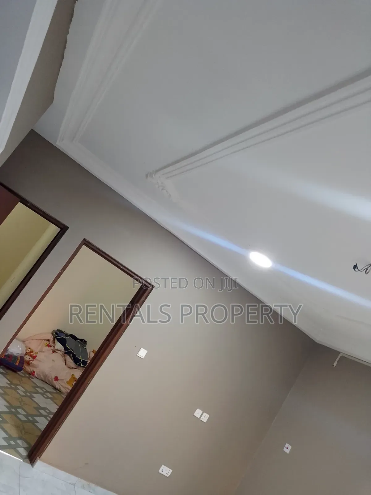 2bdrm Apartment in Ama From, Frafraha for rent