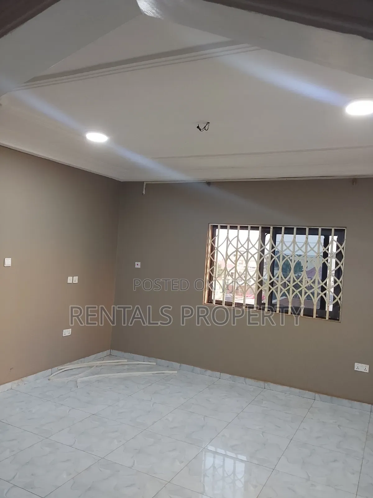2bdrm Apartment in Ama From, Frafraha for rent