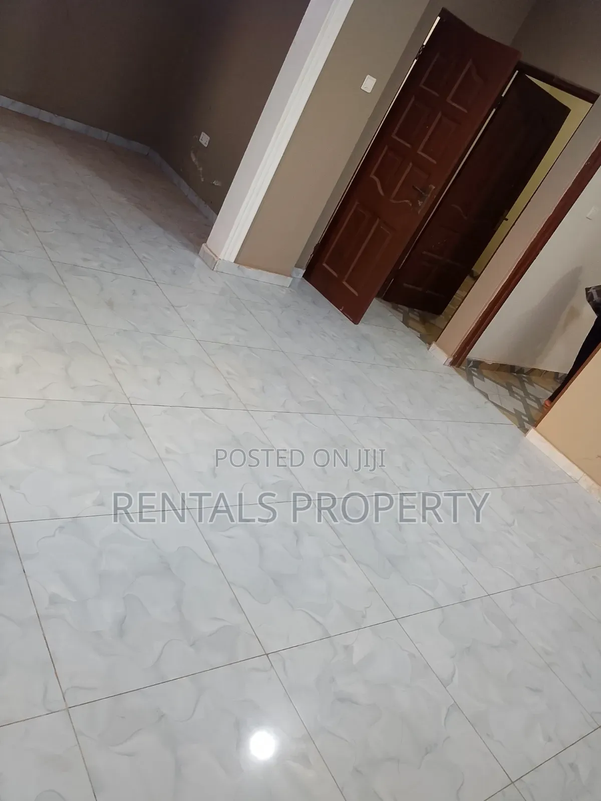 2bdrm Apartment in Ama From, Frafraha for rent
