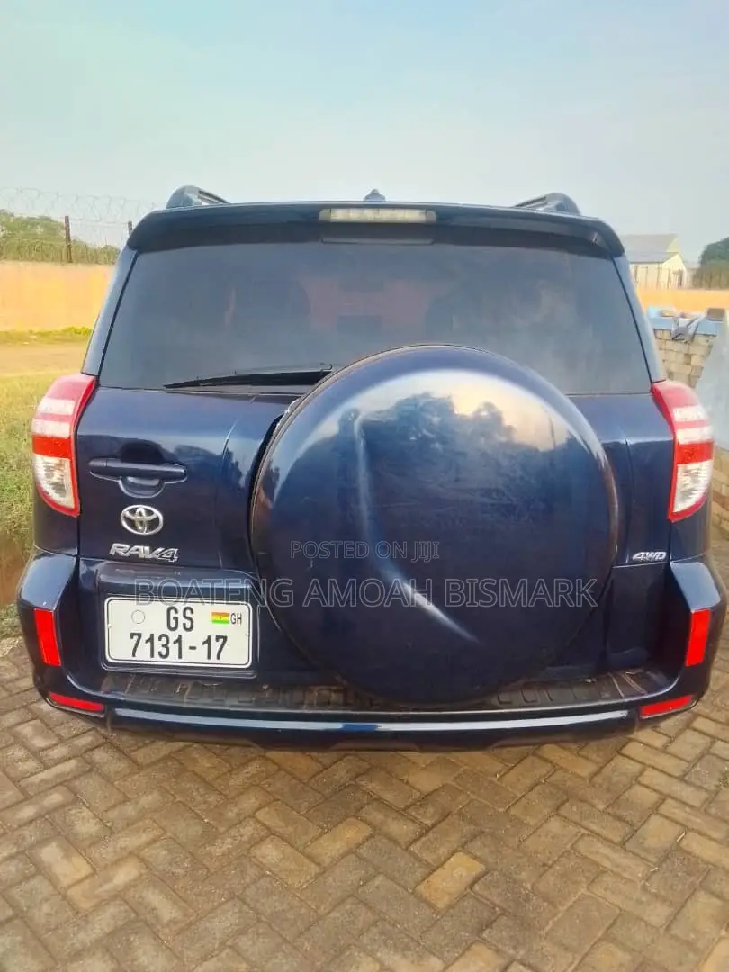 Toyota RAV4 2012 Blue