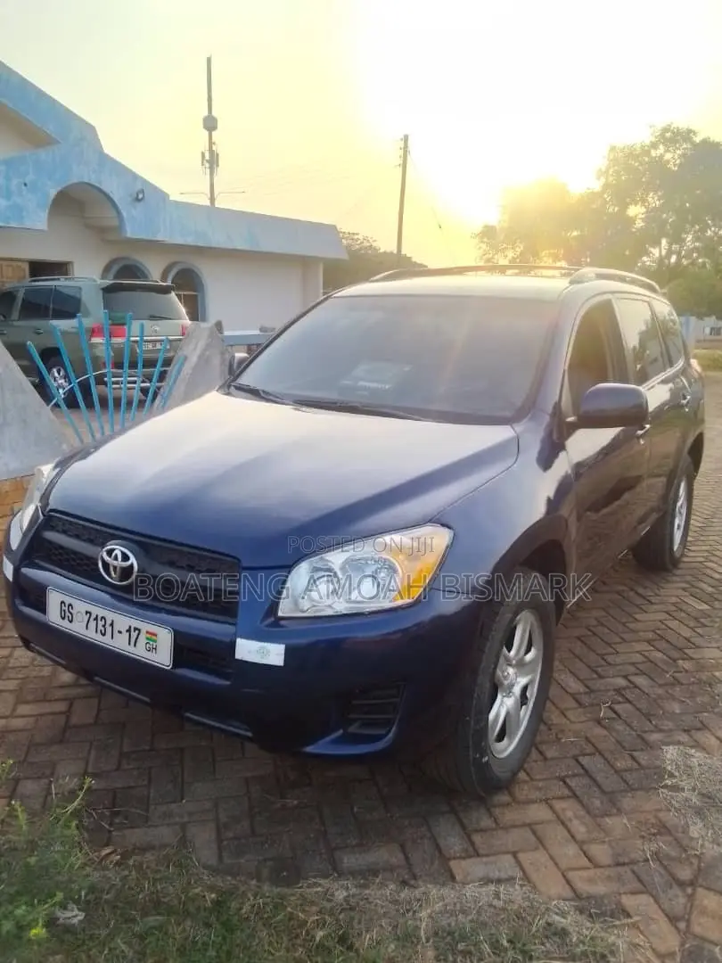 Toyota RAV4 2012 Blue