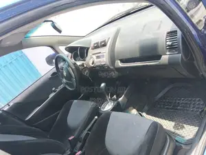 Honda Fit Automatic 2010 Blue
