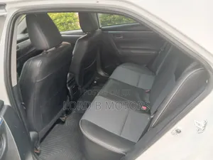 Toyota Corolla 2015 White