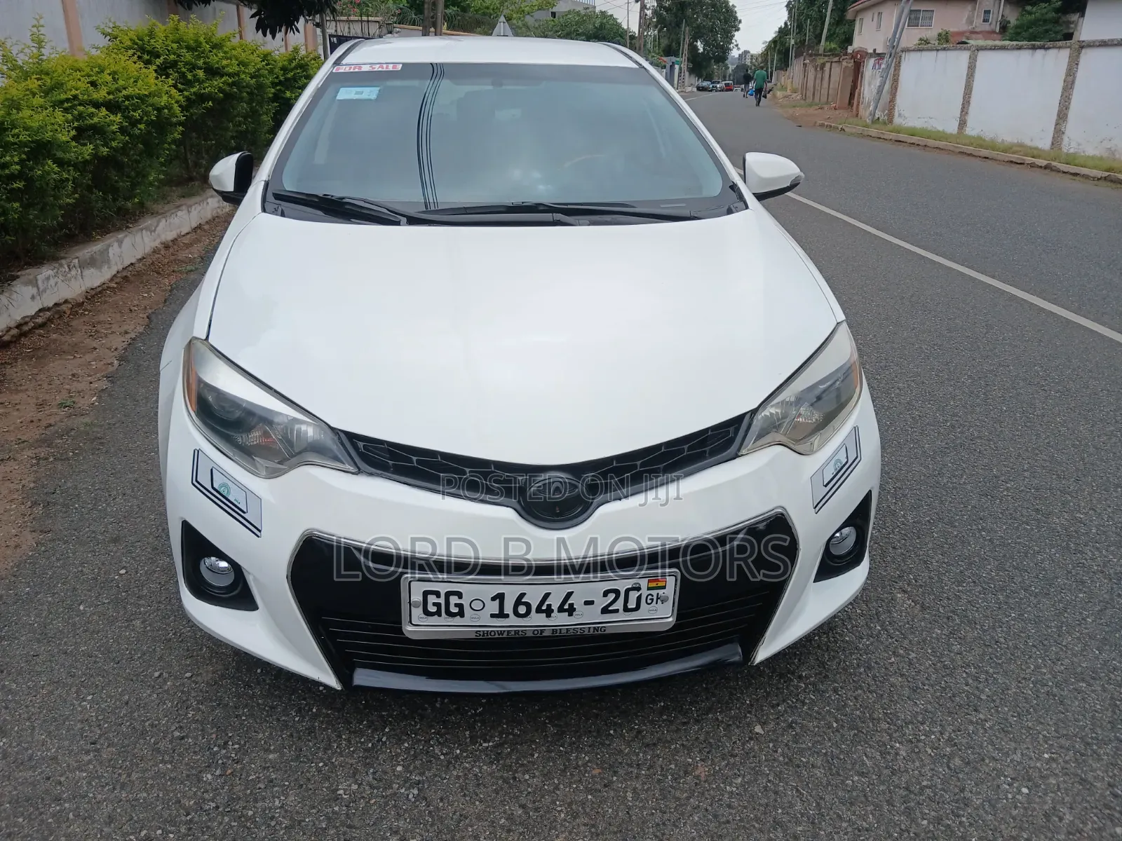 Toyota Corolla 2015 White