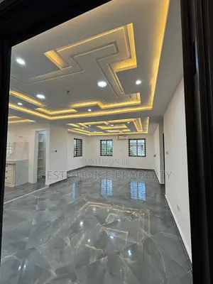 3bdrm Apartment in Ashiyie, Frafraha for rent