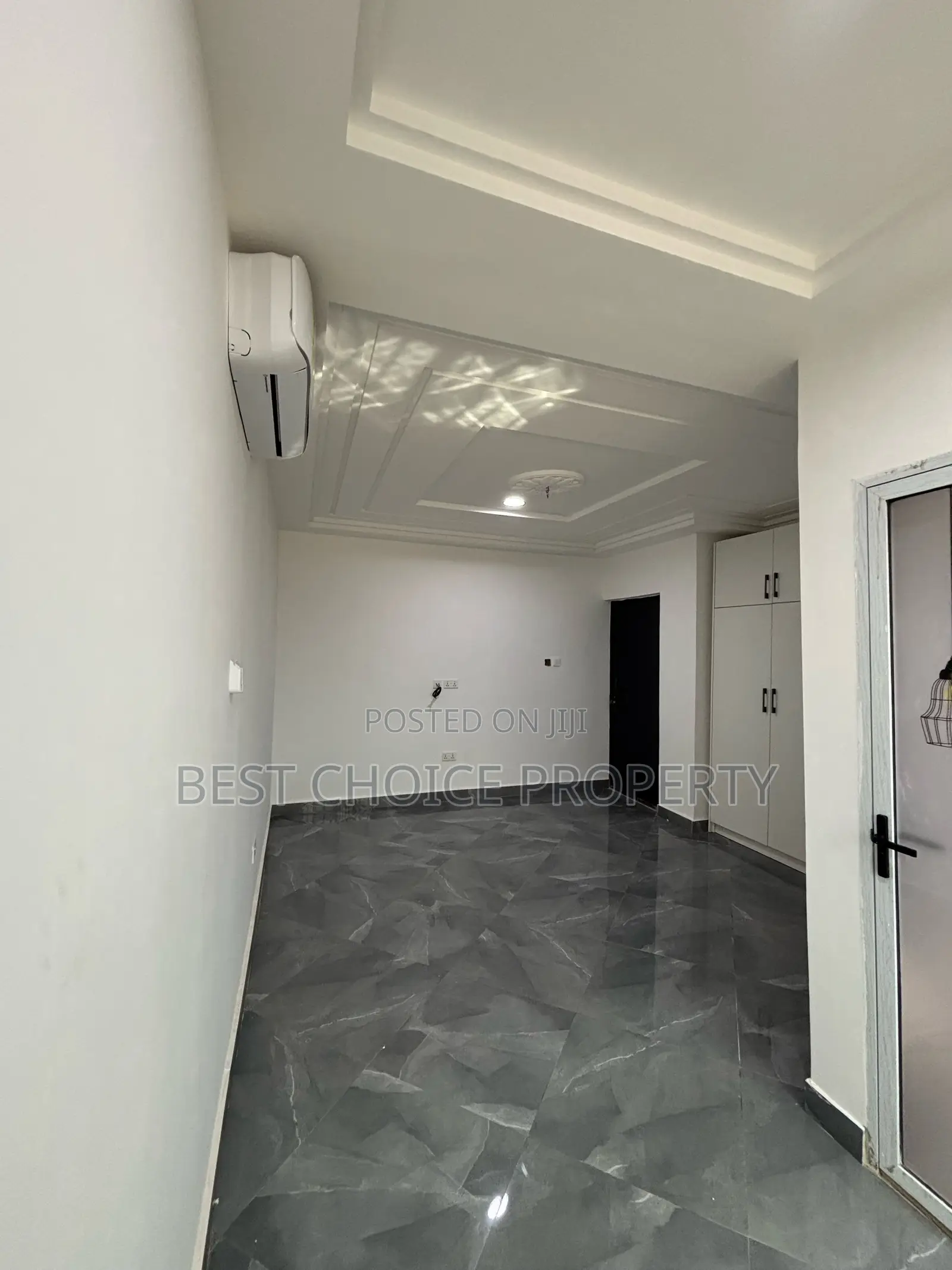 3bdrm Apartment in Ashiyie, Frafraha for rent